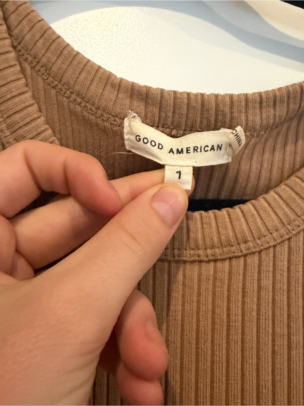 Good American Camel Ribbed Tank Top - Picture 2 of 3